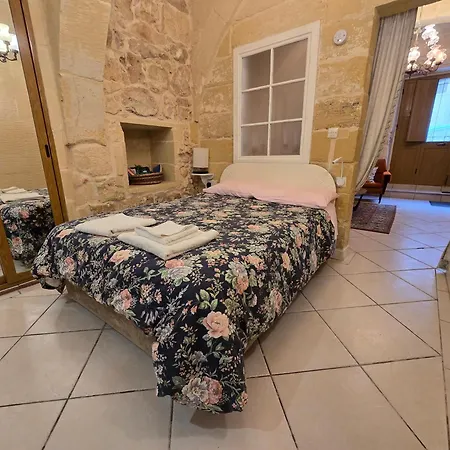 Charming Rustic Getaway In Xaghra, Gozo. * 자프라