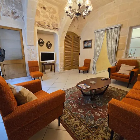 Charming Rustic Getaway In Xaghra, Gozo.